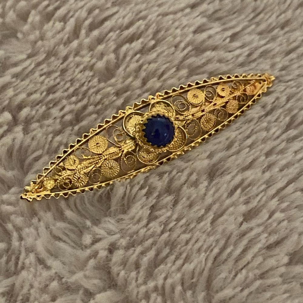 Beautiful Gold Plated Decorative Pin from Italy